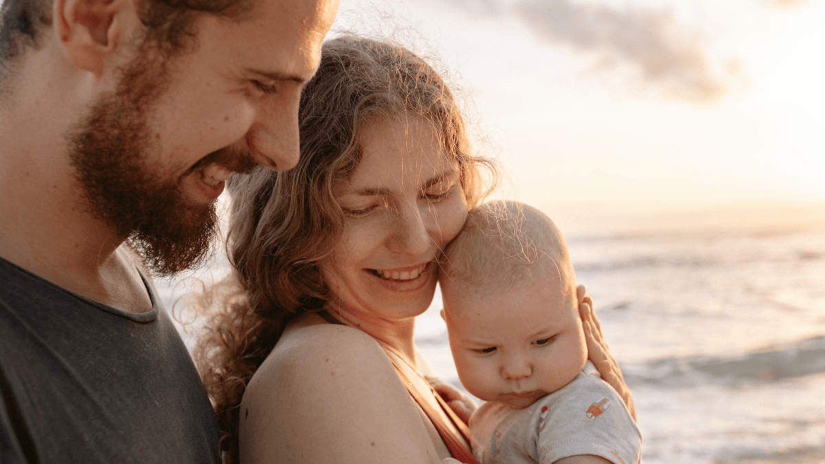 बिना तनाव के बच्चों की परवरिश कैसे करें-10 उपाय